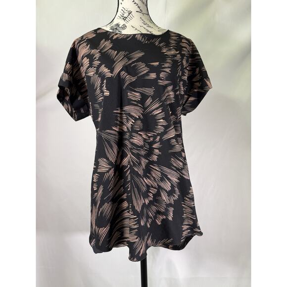 Cabi‎ F43 Womens Tate Blouse Top Scoop Neck Black/Pink Size XS Style# 3433 New - Picture 1 of 7